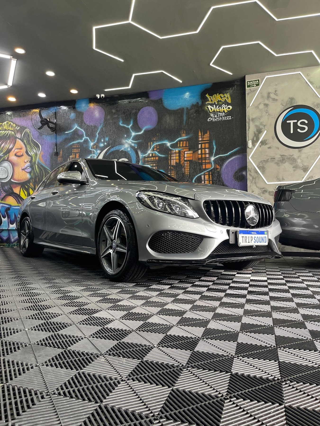 Mercedes-Benz com selante cerâmico